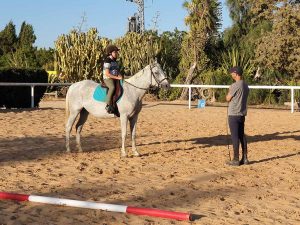 חוות סוסים טיפולית